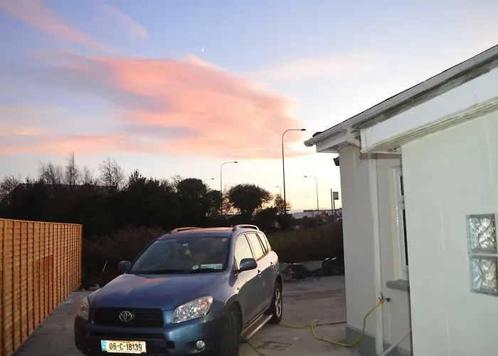 ゲストハウス The Comfy *