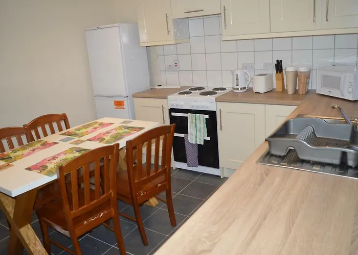 ゲストハウス The Comfy *